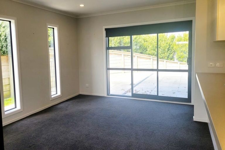 Photo of property in 12 Mo Street, Camborne, Porirua, 5026