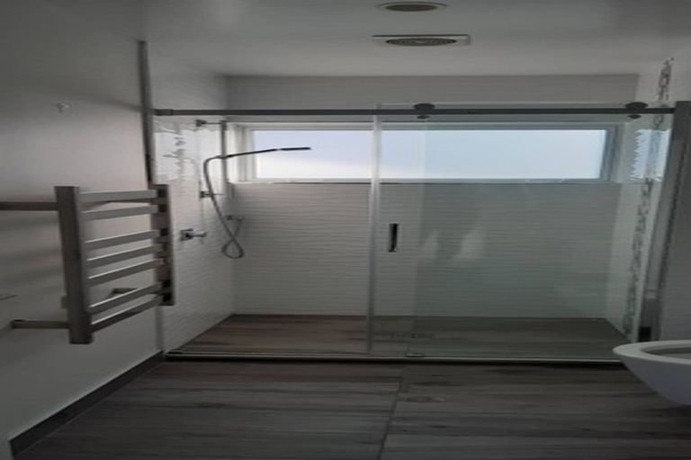 Photo of property in 9 Island View Terrace, Cockle Bay, Auckland, 2014