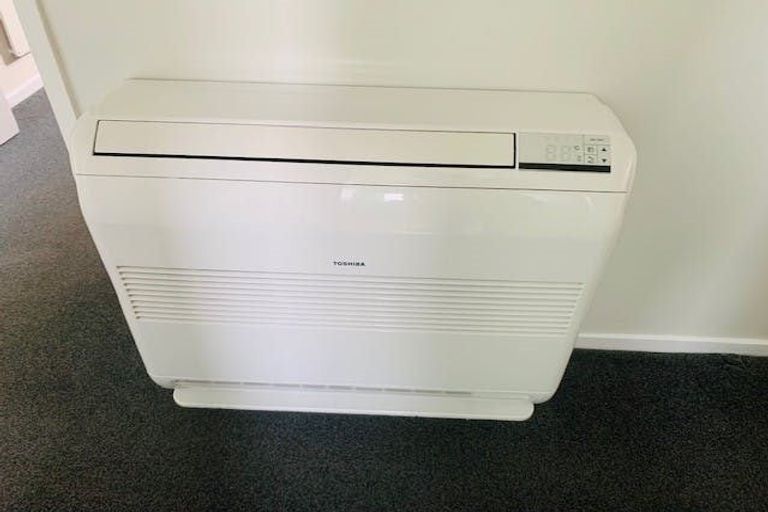 Photo of property in 9 Daytona Place, Parklands, Christchurch, 8083