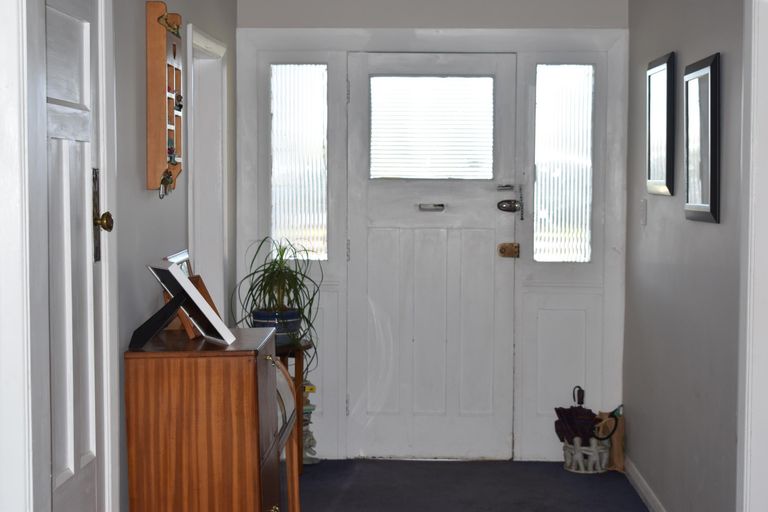 Photo of property in 9 Frederick Street, Carterton, 5713