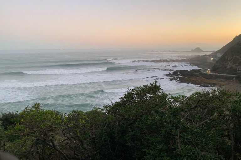 Photo of property in 235 Houghton Bay Road, Houghton Bay, Wellington, 6023