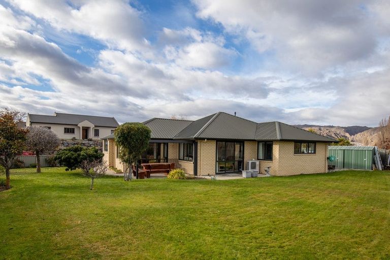 Photo of property in 11 Walnut Grove, Alexandra, 9320