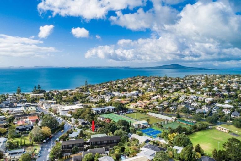 Photo of property in 26 Hastings Parade, Devonport, Auckland, 0624