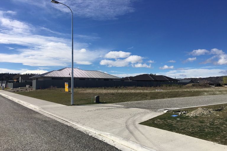 Photo of property in 64 Larch Crescent, Alexandra, 9320