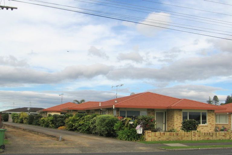 Photo of property in 345 Otumoetai Road, Otumoetai, Tauranga, 3110