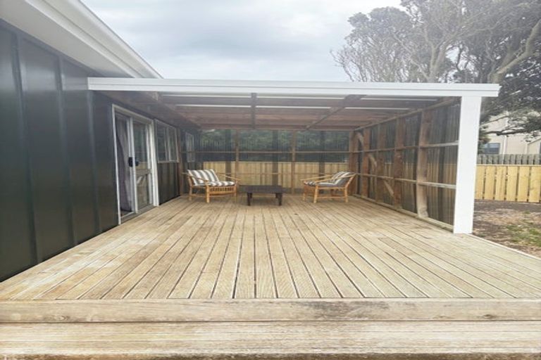 Photo of property in 17 Coleman Avenue, Waverley, 4591