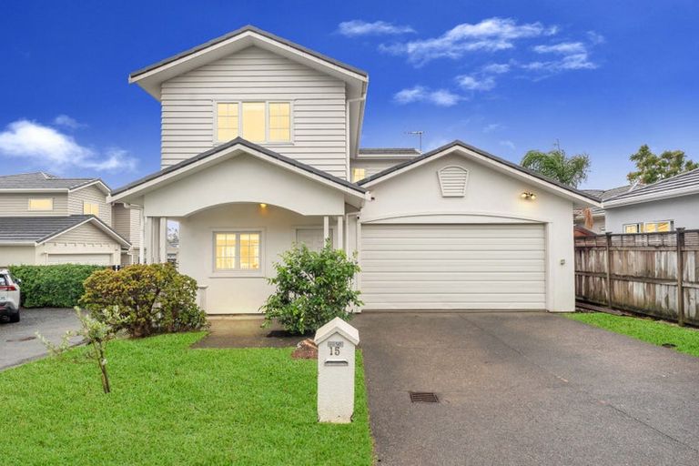 Photo of property in 15 Mulvaney Crescent, Henderson, Auckland, 0612
