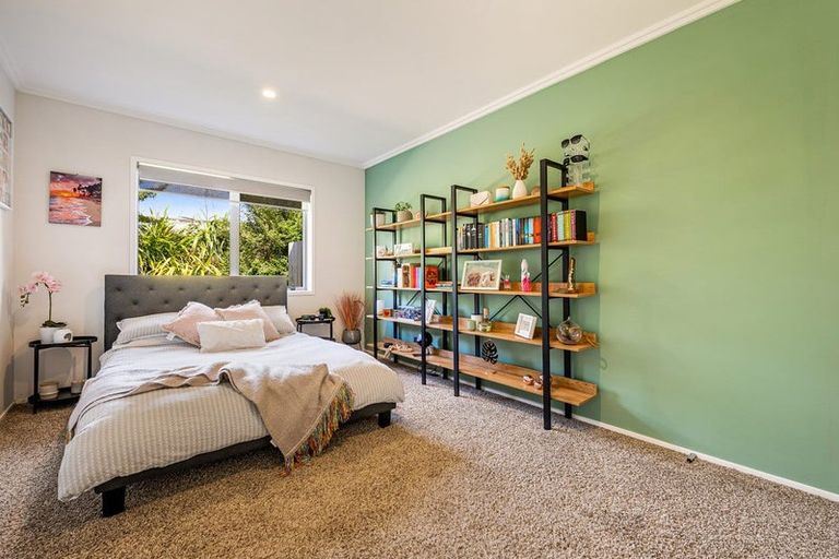 Photo of property in 1009 Kahikatea Flat Road, Waitoki, Kaukapakapa, 0871