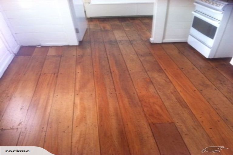 Photo of property in 12 Guyton Street, Whanganui, 4500