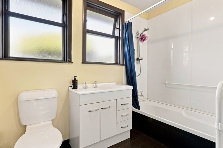 Photo of property in 42 Caldwell Street, Brockville, Dunedin, 9011