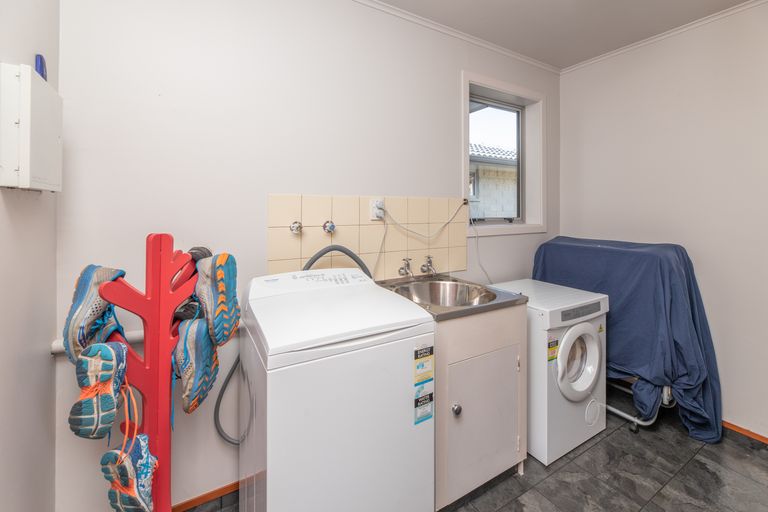 Photo of property in 11 Goya Place, Bishopdale, Christchurch, 8051