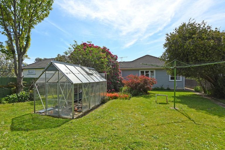 Photo of property in 36 Mcparland Street, Ebdentown, Upper Hutt, 5018
