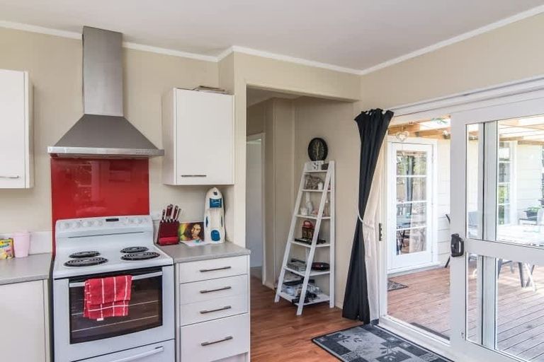 Photo of property in 34 Linwood Drive, Paraparaumu, 5032