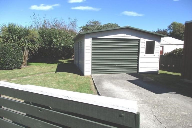 Photo of property in 6a Rimu Road, Raumati Beach, Paraparaumu, 5032