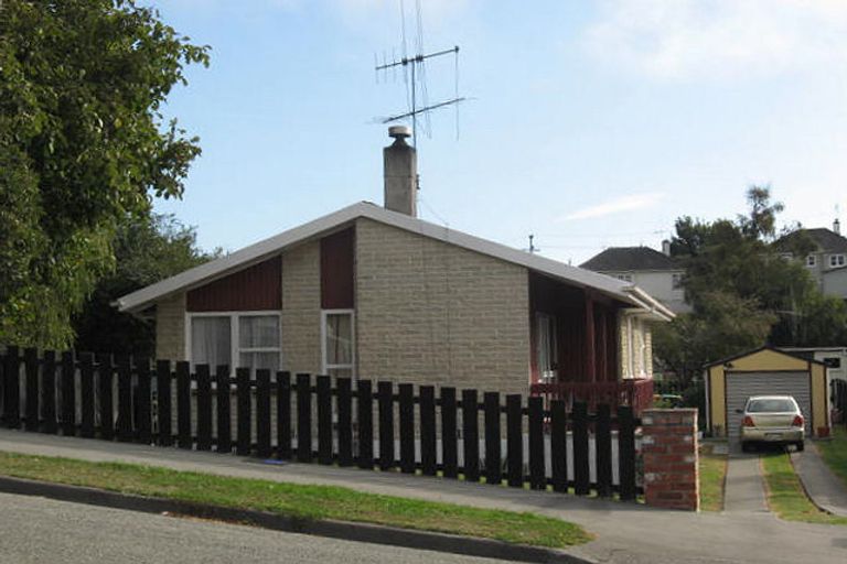 Photo of property in 2 Clyde Carr Crescent, Waimataitai, Timaru, 7910