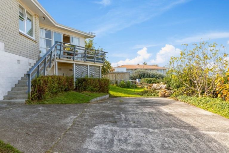Photo of property in 27 Warwick Place, Brookfield, Tauranga, 3110