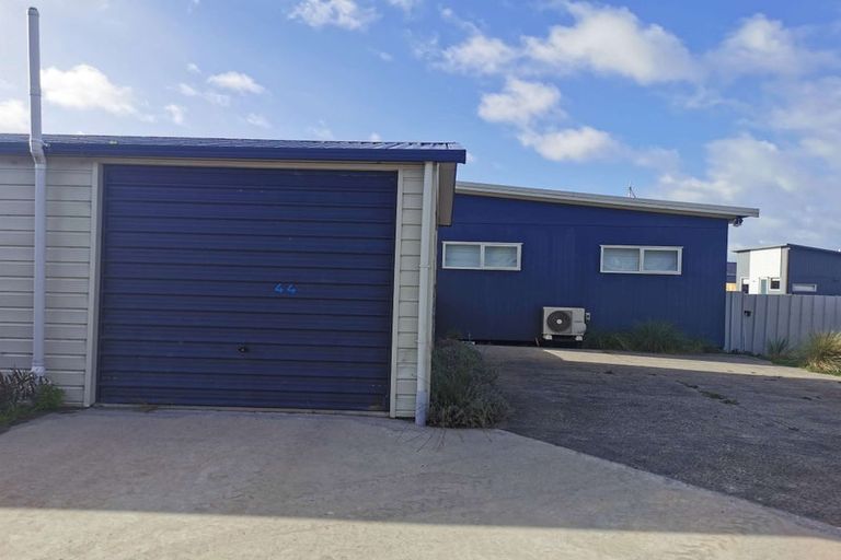 Photo of property in 44 Hunia Terrace, Himatangi Beach, Foxton, 4891