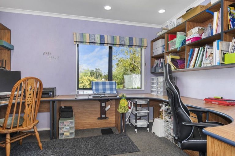 Photo of property in 37 Canon Road, Tanners Point, Katikati, 3170