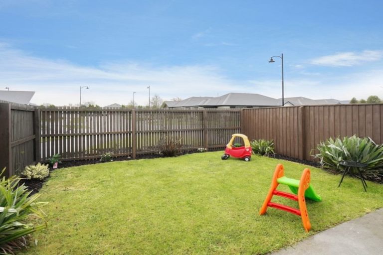 Photo of property in 23 Charente Way, Yaldhurst, Christchurch, 8042