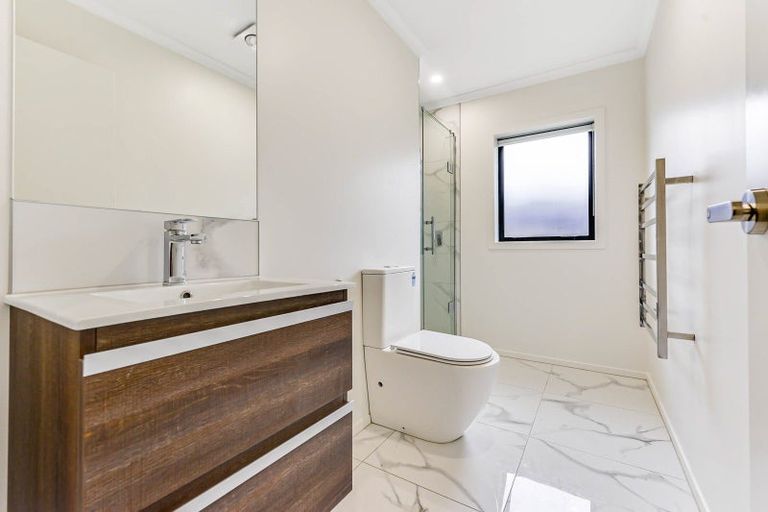 Photo of property in 1/6 Soo Yong Place, Glenview, Hamilton, 3206