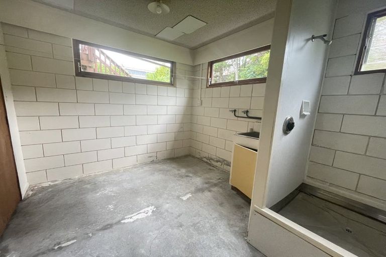 Photo of property in 15 Penning Road, Milford, Auckland, 0620