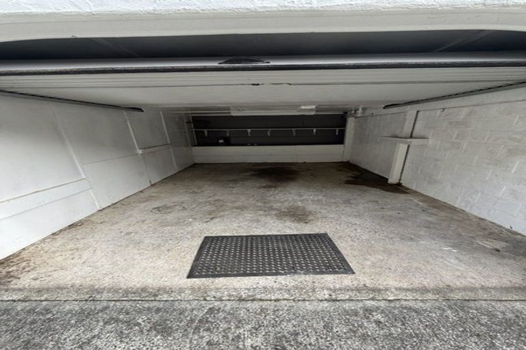 Photo of property in 163b Miromiro Road, Normandale, Lower Hutt, 5010