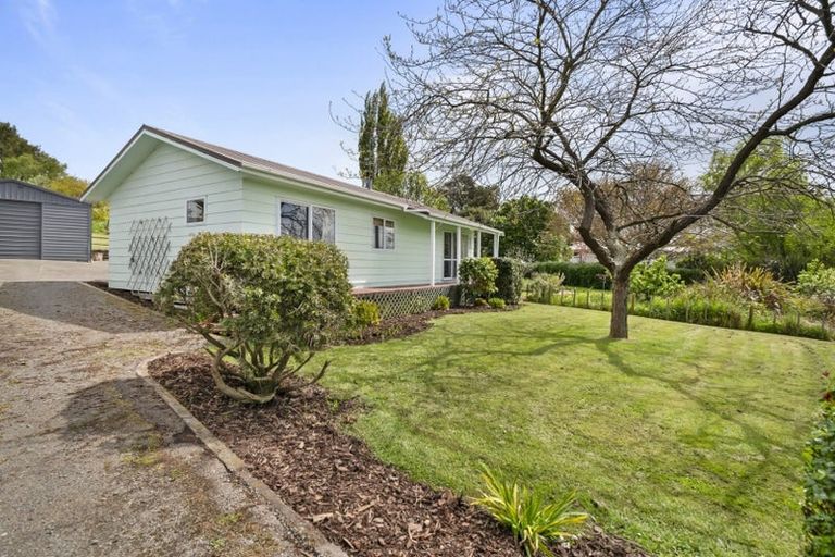 Photo of property in 1087 Halcombe Road, Halcombe, Feilding, 4779