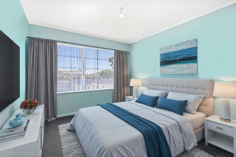 Photo of property in 33 Solway Street, Levin, 5510