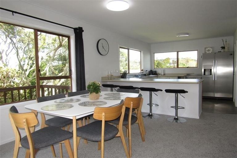 Photo of property in 2/68 Glamorgan Drive, Torbay, Auckland, 0630