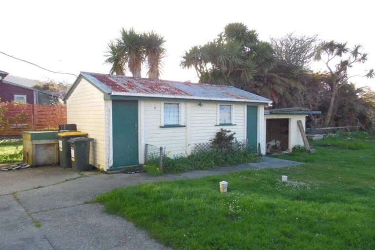 Photo of property in 37 Aylmer Street, Ross, 7812