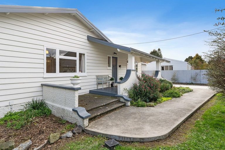 Photo of property in 21 Dunstan Street, Otaki, 5512