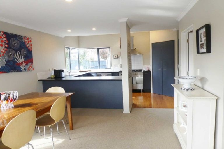 Photo of property in 21 Winton Street, St Albans, Christchurch, 8014