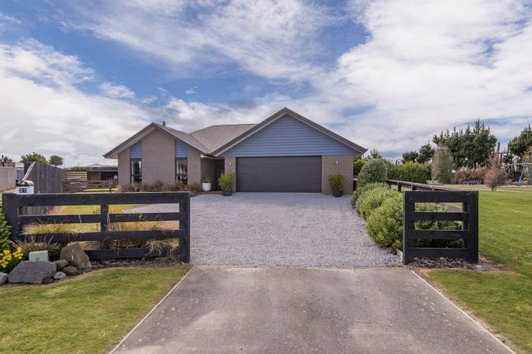Photo of property in 31 Newbrook Terrace, Darfield, 7510