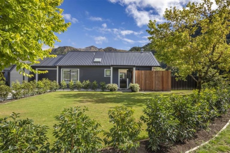 Photo of property in 27b Nairn Street, Arrowtown, 9302