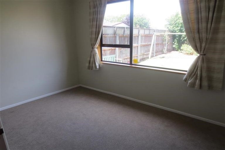 Photo of property in 5 Cowes Street, Avondale, Christchurch, 8061