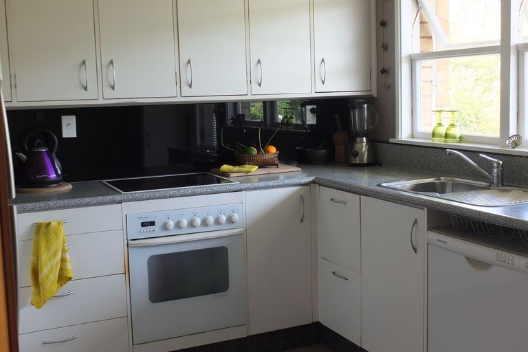 Photo of property in 1 Matipo Place, Woodhill, Whangarei, 0110