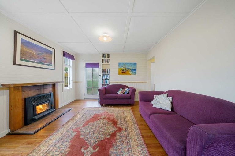 Photo of property in 13 Anga Street, Tangimoana, 4822