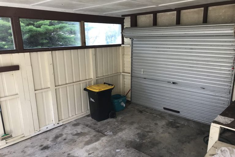 Photo of property in 41 Cranwell Street, Churton Park, Wellington, 6037