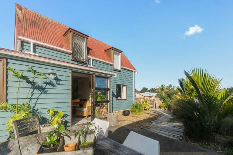 Photo of property in 11 Tirairaka Terrace, Okiato, Russell, 0272