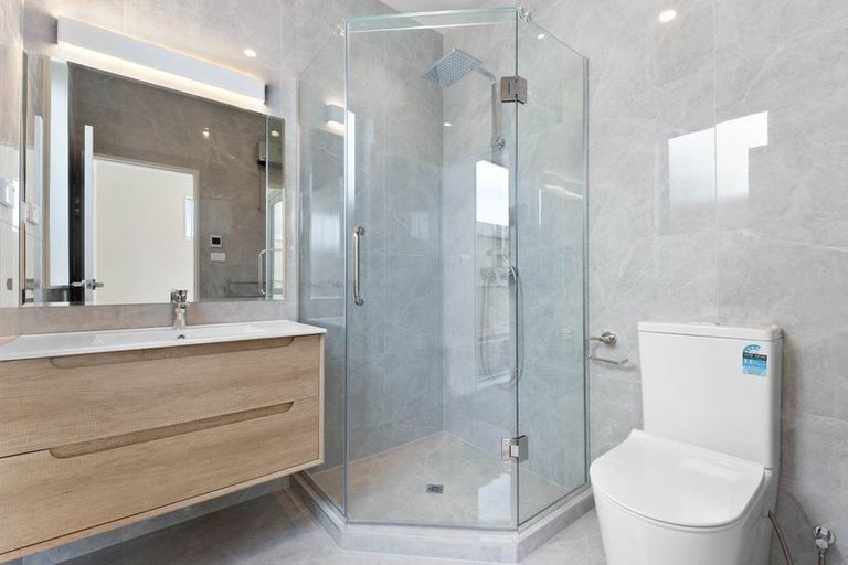 Photo of property in 6 Kotuitui Drive, Wainui, 0992