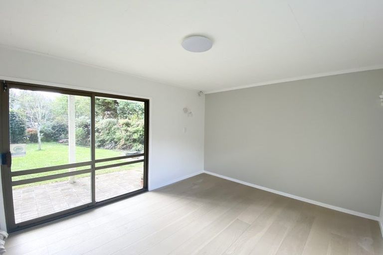 Photo of property in 138 Weatherly Road, Torbay, Auckland, 0630