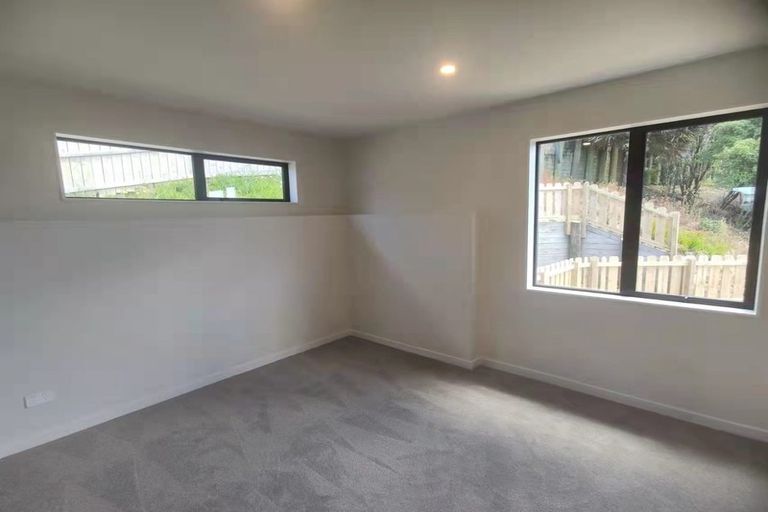 Photo of property in 15c Living Stream Road, Albany Heights, Auckland, 0632
