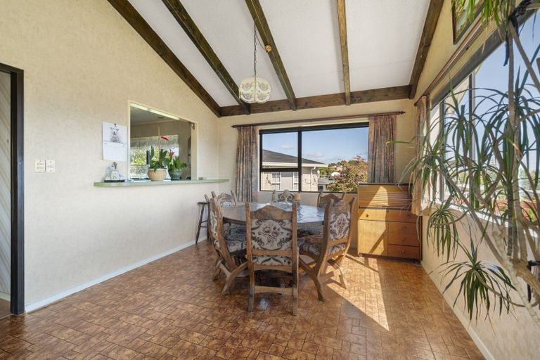 Photo of property in 30 Hammersmith Street, Richmond Heights, Taupo, 3330