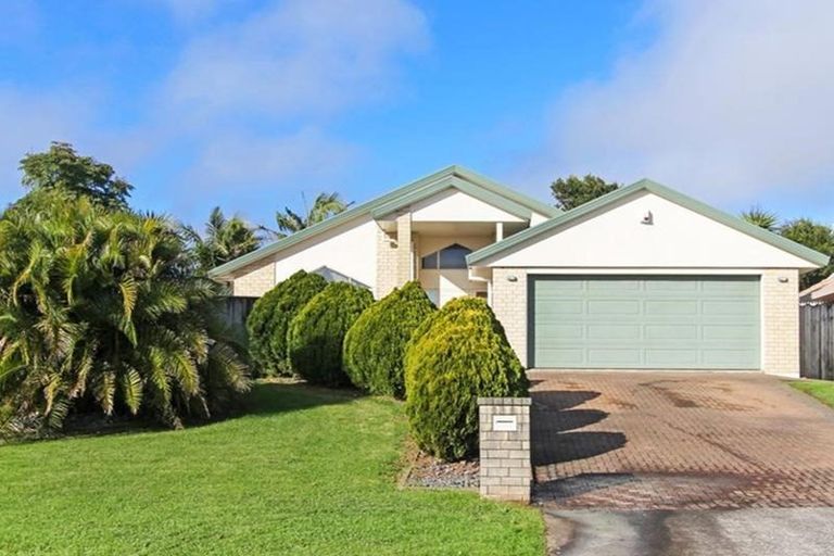Photo of property in 8 Athenry Place, Dannemora, Auckland, 2016