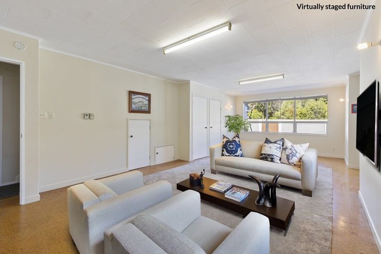 Photo of property in 61 Cruickshank Road, Clouston Park, Upper Hutt, 5018