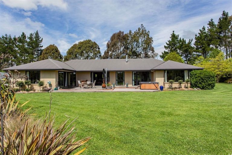 Photo of property in 155 Flaxton Road, Flaxton, Kaiapoi, 7691