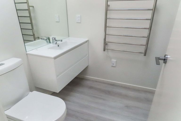 Photo of property in 17 Mcgrath Way, Taita, Lower Hutt, 5011