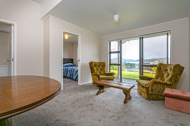 Photo of property in 195 Paku Drive, Tairua, 3508