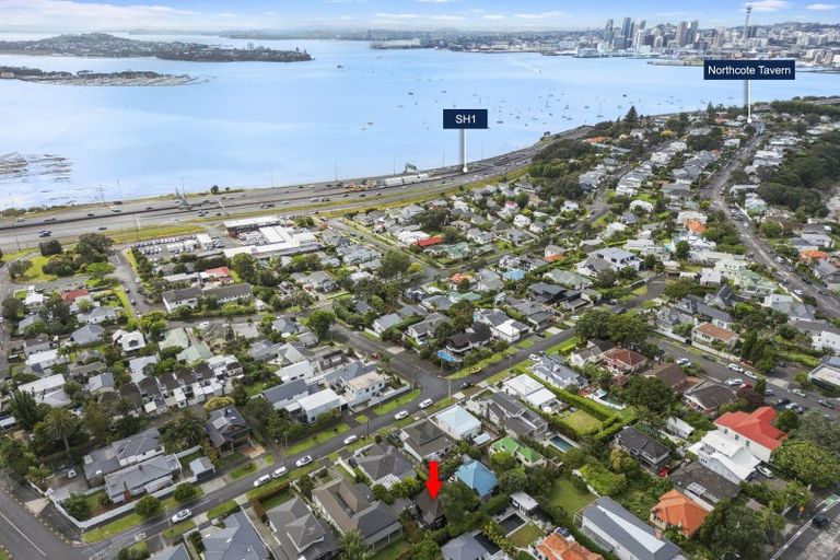 Photo of property in 1/20 Richmond Avenue, Northcote Point, Auckland, 0627