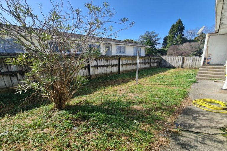 Photo of property in 2/54 Ambler Avenue, Glen Eden, Auckland, 0602